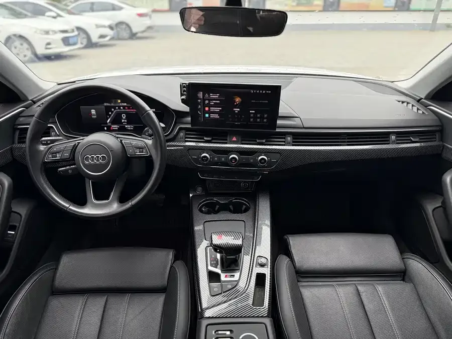 Audi a4 l 2022 40 TFSI luxury and dynamic model 2023 — миниатюра 2
