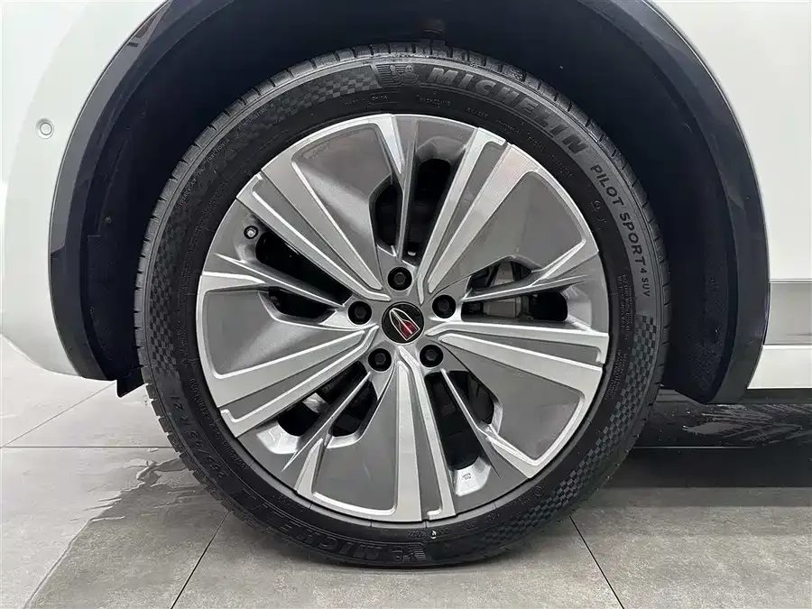 Hongqi E-HS9 Hongqi E-HS9 2022 690km Flagship Edition Six Seaters 2023 — миниатюра 4