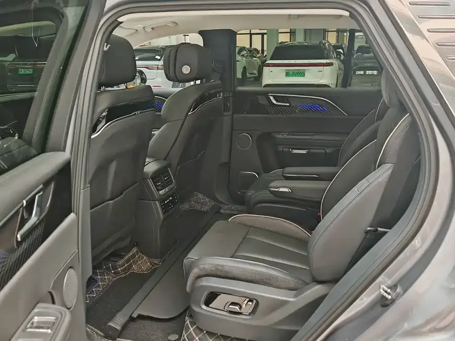Hongqi E-HS9 Hongqi E-HS9 2022 660km Changqi Edition Six Seaters 2023 — миниатюра 3