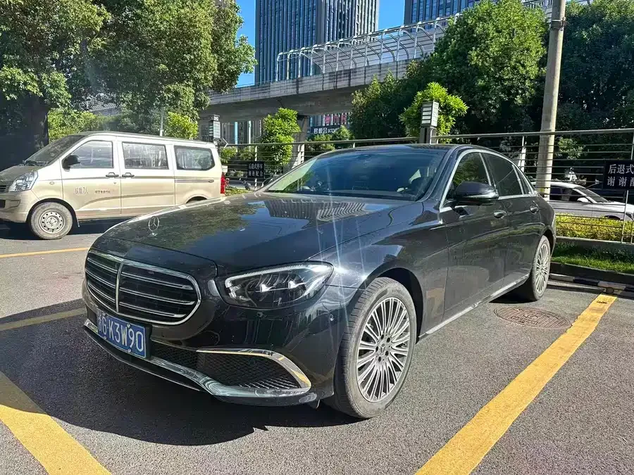 Mercedes-Benz E-Class 2023