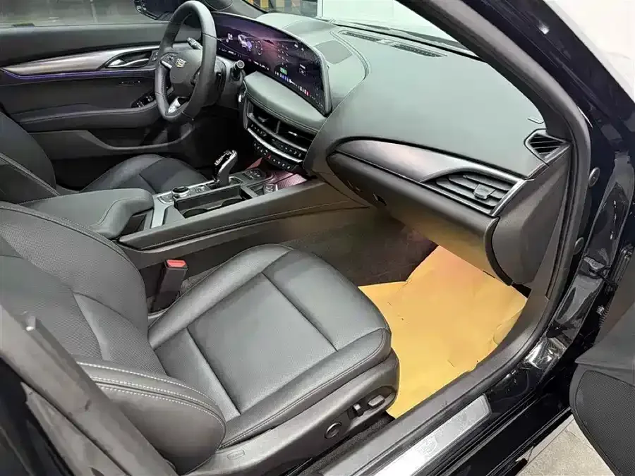 Cadillac CT5 2025 28T City Sports Edition 2025 — миниатюра 3