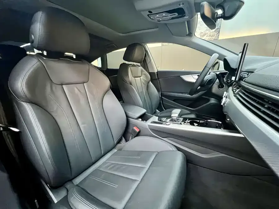Audi A5 Audi A5 (Imported) 2024 Sportback 40 TFSI Fashion Dynamic Edition 2024 — миниатюра 2
