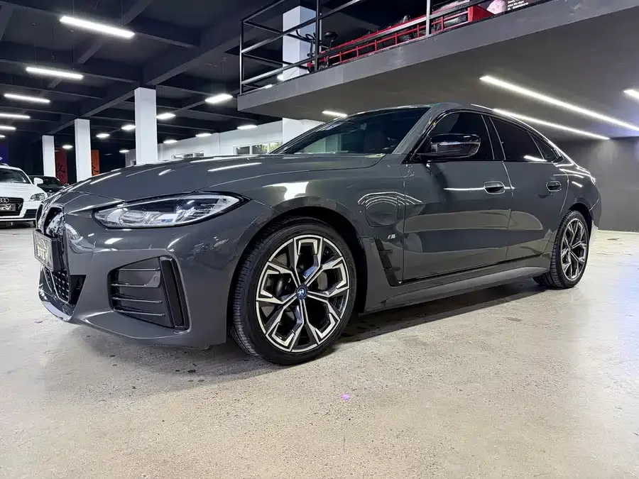 BMW i4 2022