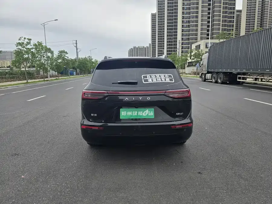 AITO M7 Wenjie M7 2024 1.5T Intelligent Driving 4WD Max Edition 6 Seaters 2024 — миниатюра 5