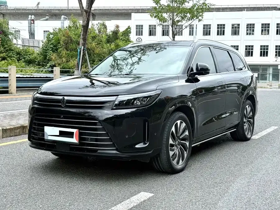 AITO M7 QM7 2022 1.5T 4WD Luxury Edition 2022 — фото 1, купить с доставкой в Москву