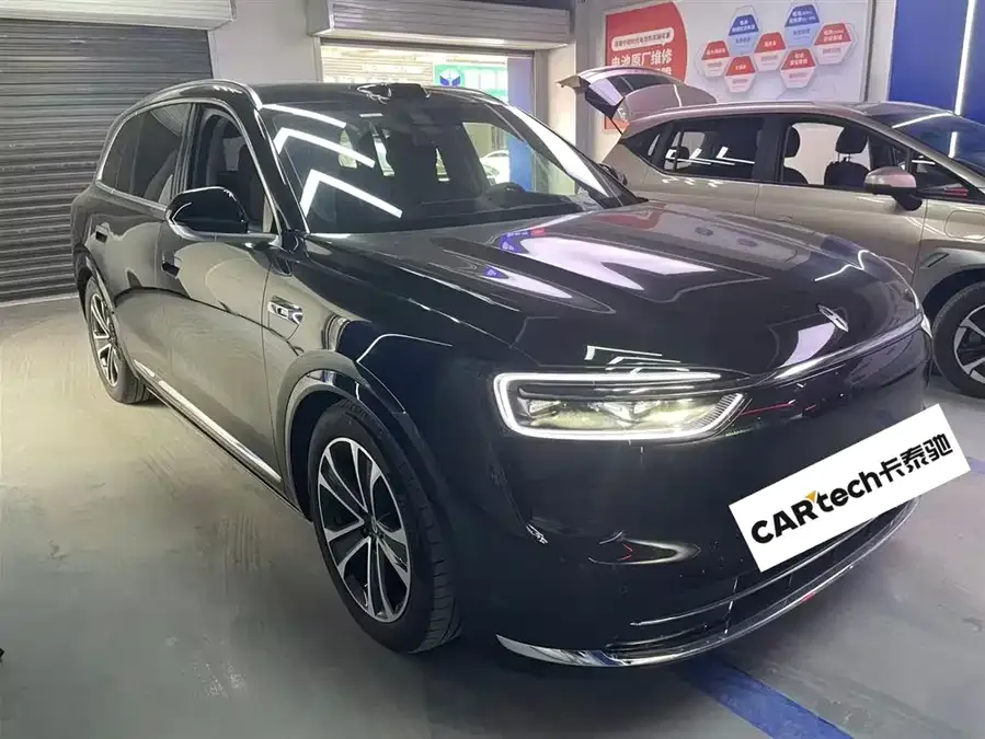 AITO M7 Wenjie M7 2026 Extended Range Ultra 4WD 5-Seater (192-line LiDAR) 2025 — миниатюра 2
