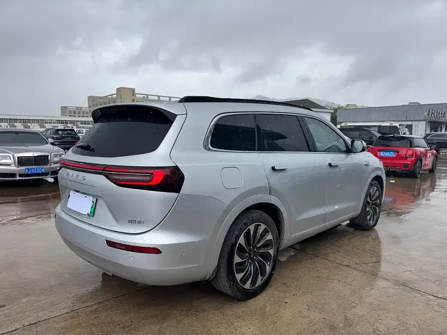 AITO M7 Wenjie M7 2024 1.5T Intelligent Driving Rear-wheel Drive Max Edition 6 Seaters 2024 — миниатюра 3