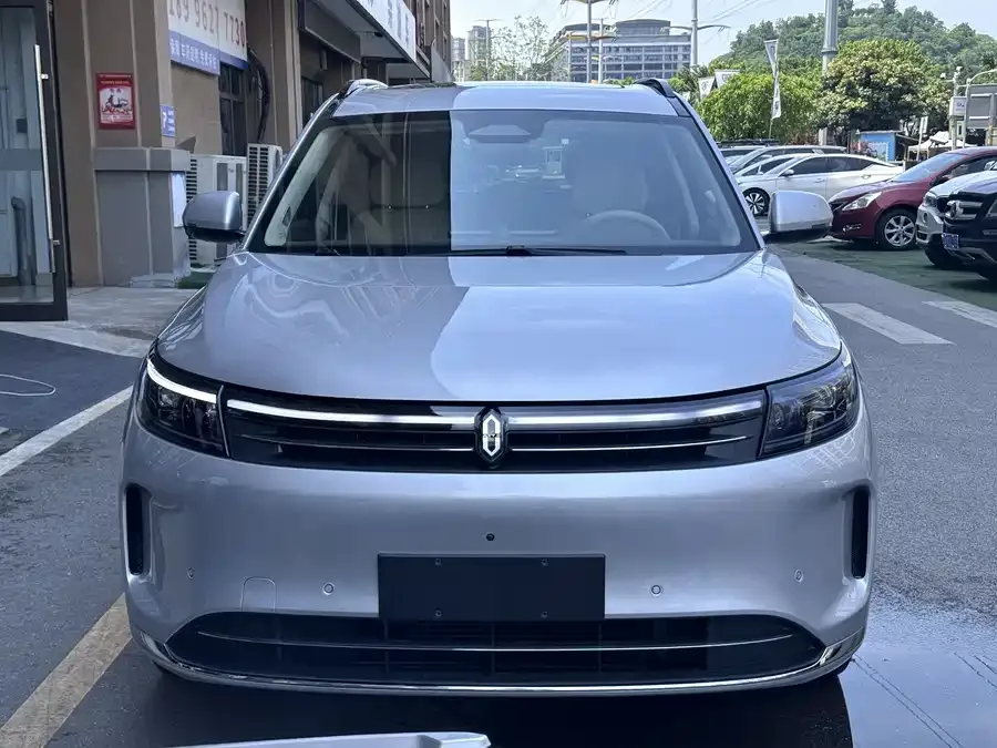 AITO M7 Wenjie M7 2024 1.5T Intelligent Driving Rear-wheel Drive Pro Edition 6 Seaters 2026 — фото 1, купить с доставкой в Москву