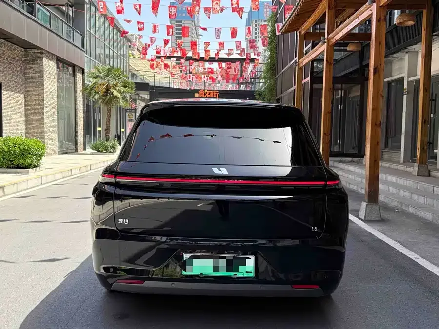 Li Xiang L8 Ideal L8 2025 Max Smart Renewal Edition 2025 — миниатюра 5