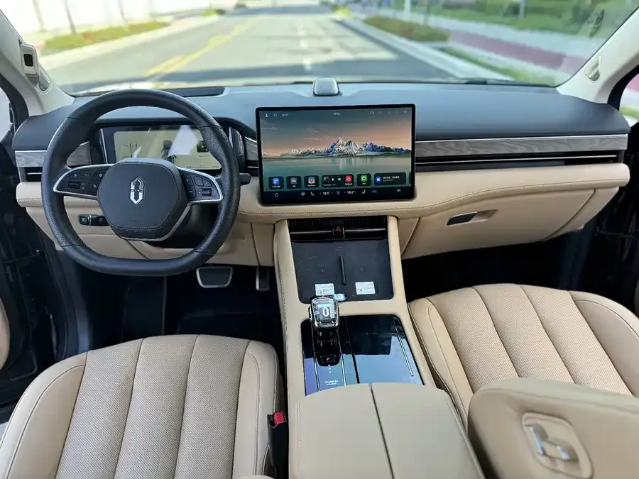 AITO M7 QM7 2022 1.5T 4WD Luxury Edition 2023 — миниатюра 4