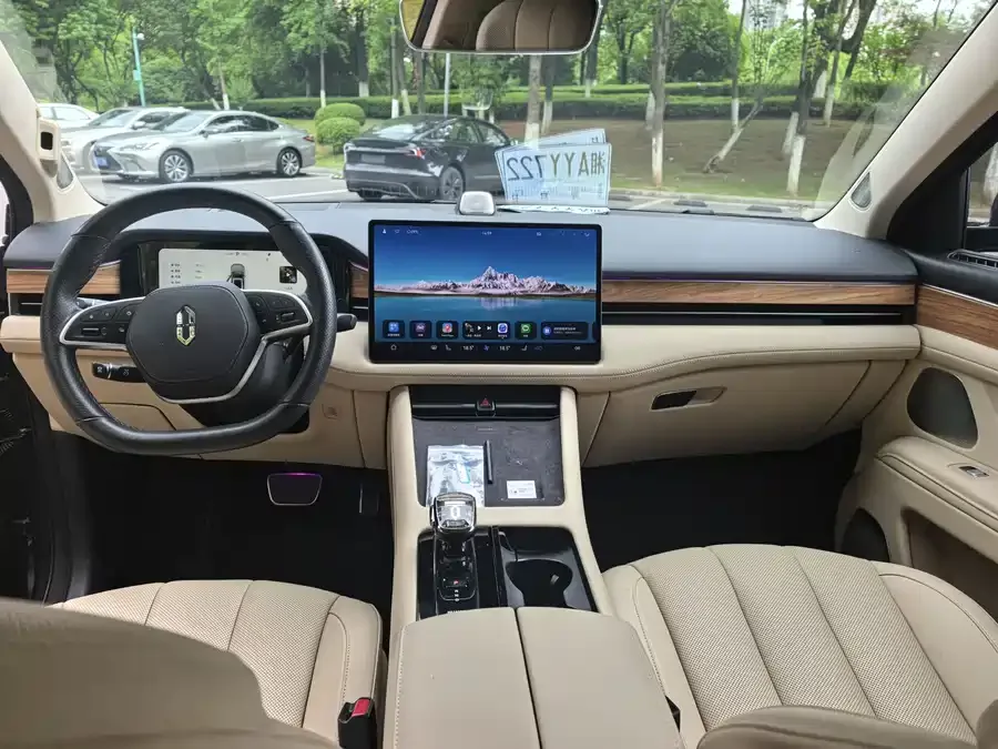 AITO M7 QM7 2022 1.5T 4WD Luxury Edition 2023 — миниатюра 5