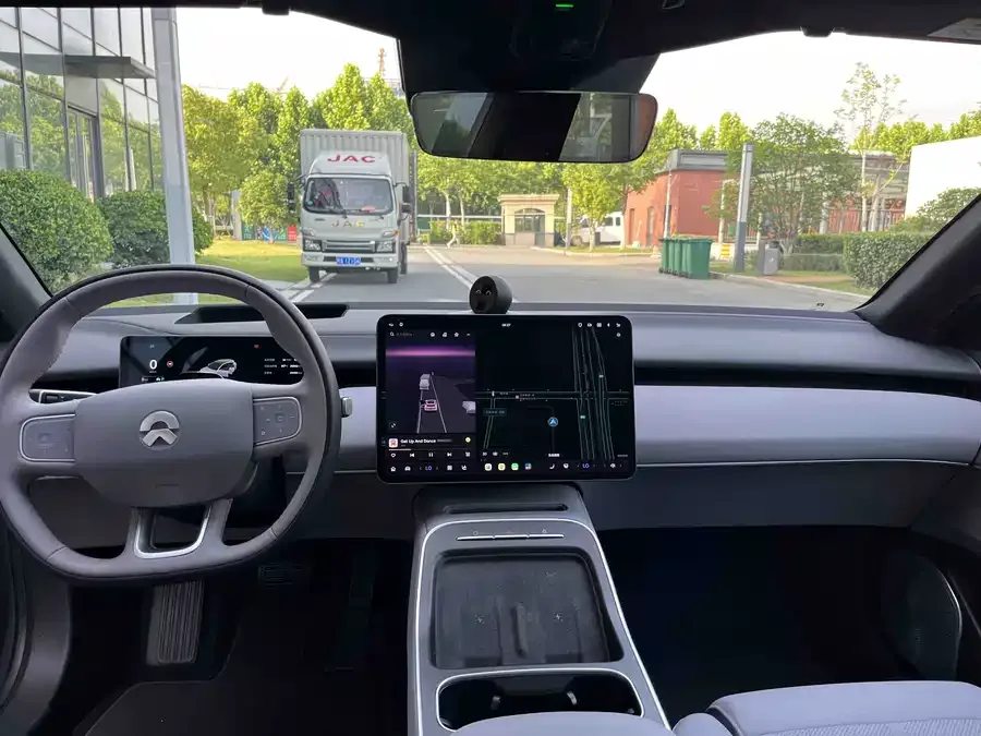 NIO ET5T NIO ET5T 2025 75kWh Touring 2025 — миниатюра 4