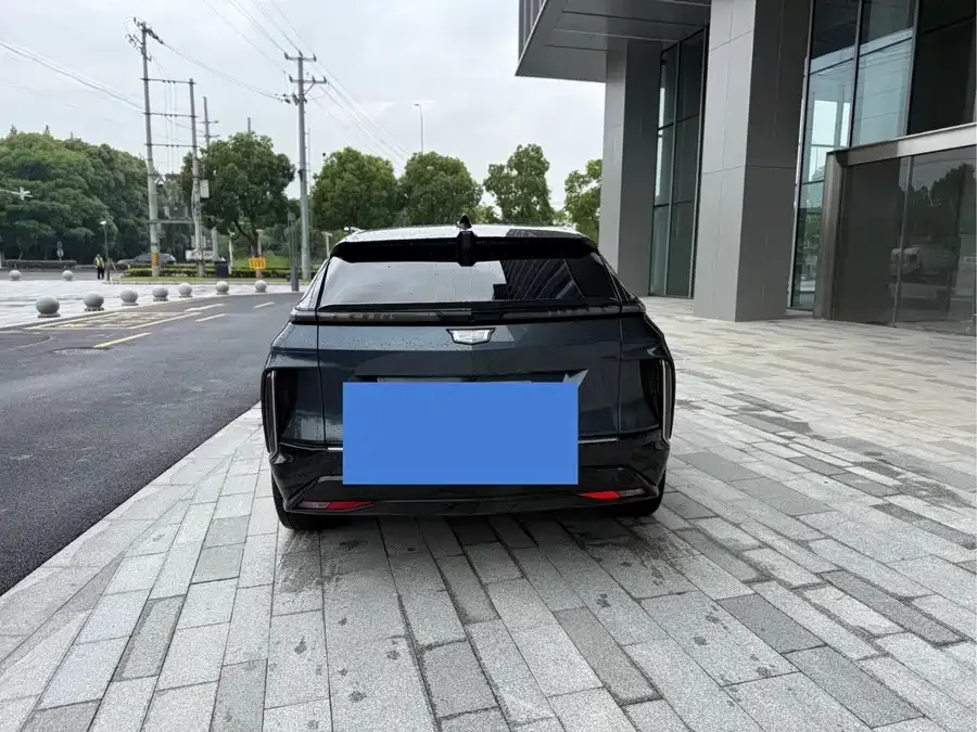 Cadillac IQ Ruige IQ Ruige 2022 rear-wheel drive long-life premium version 2023 — миниатюра 2