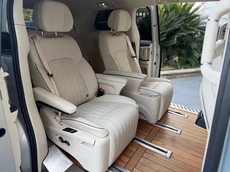 Voyah Lantu Dreamer 2022 Lantu Dreamer Low-Carbon Edition Dream+ Smart Package 2022 — миниатюра 3
