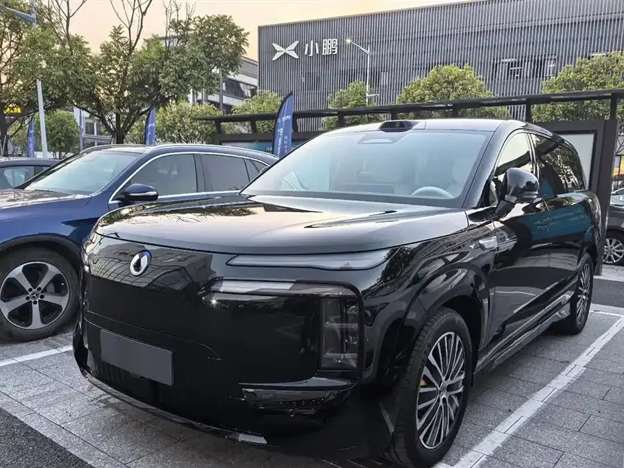 BYD N8L 2025