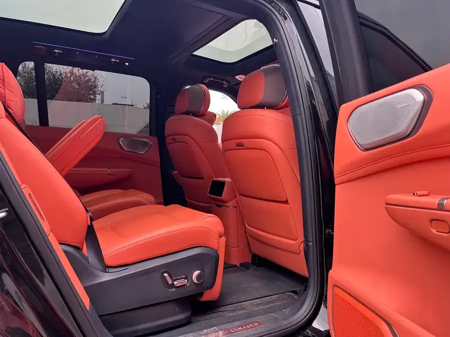 Lynk & Co 900 Lynk & Co 900 2025 1.5T Ultra 6-seater 2025 — миниатюра 2