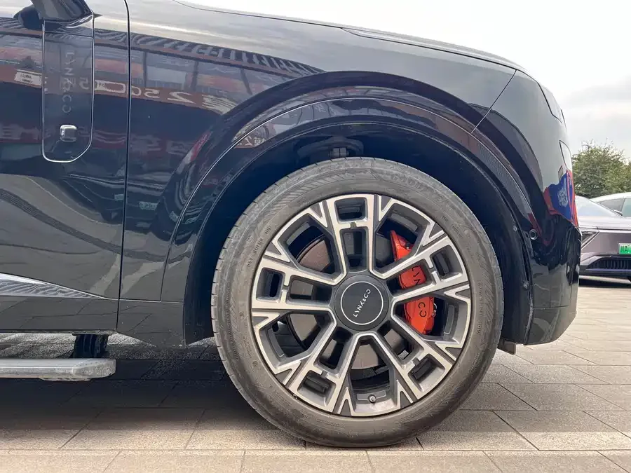 Lynk & Co 900 Lynk & Co 900 2025 1.5T Ultra 6-seater 2025 — миниатюра 3
