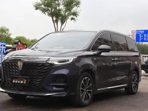 Roewe iMAX8 2022 buy in Moscow