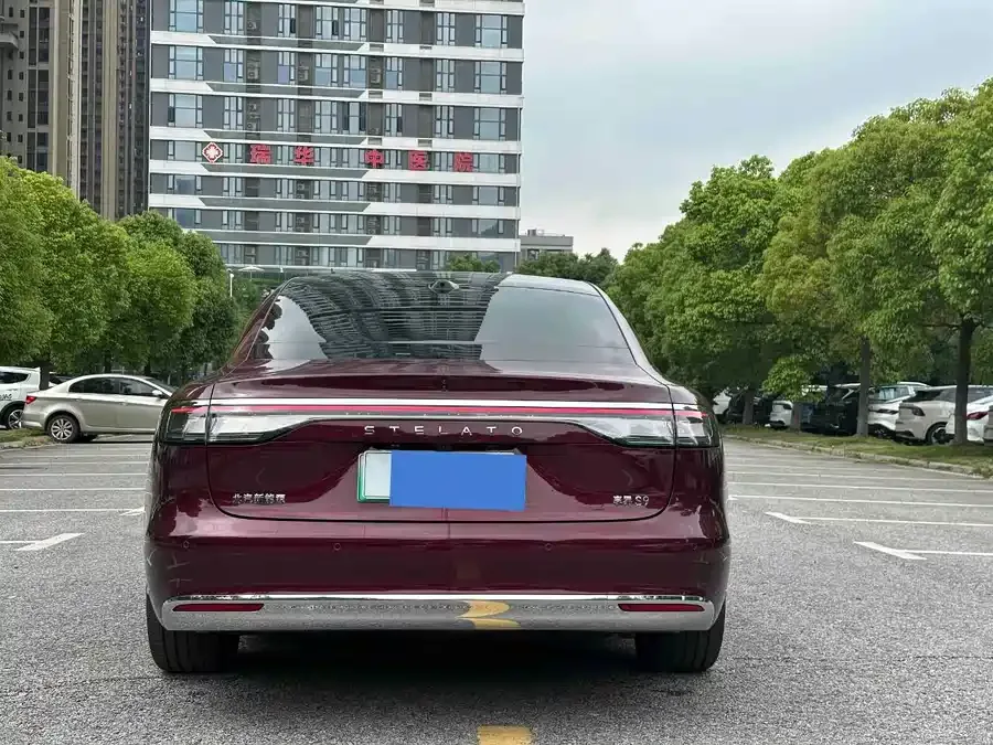 Enjoy World S9 Enjoy S9 2026 Ultra Range Extended Rear-Wheel Drive 53kWh (192-line LiDAR) 2025 — миниатюра 2