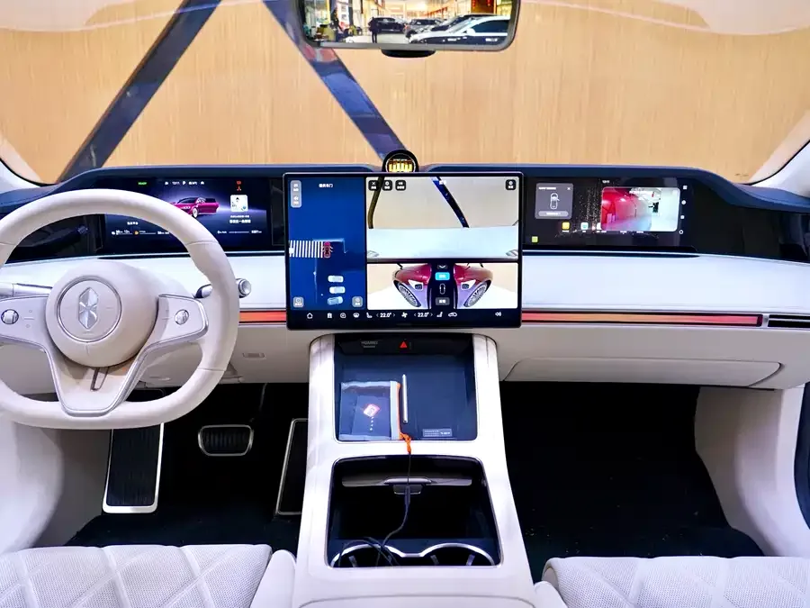 Enjoy World S9 Enjoy S9 2026 Ultra Range Extended Rear-Wheel Drive 53kWh (192-line LiDAR) 2025 — миниатюра 2