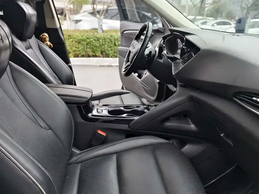 Buick Envision Plus Envision Plus 2022 Envision Plus 652T Five-seat Luxury Model 2022 — миниатюра 4
