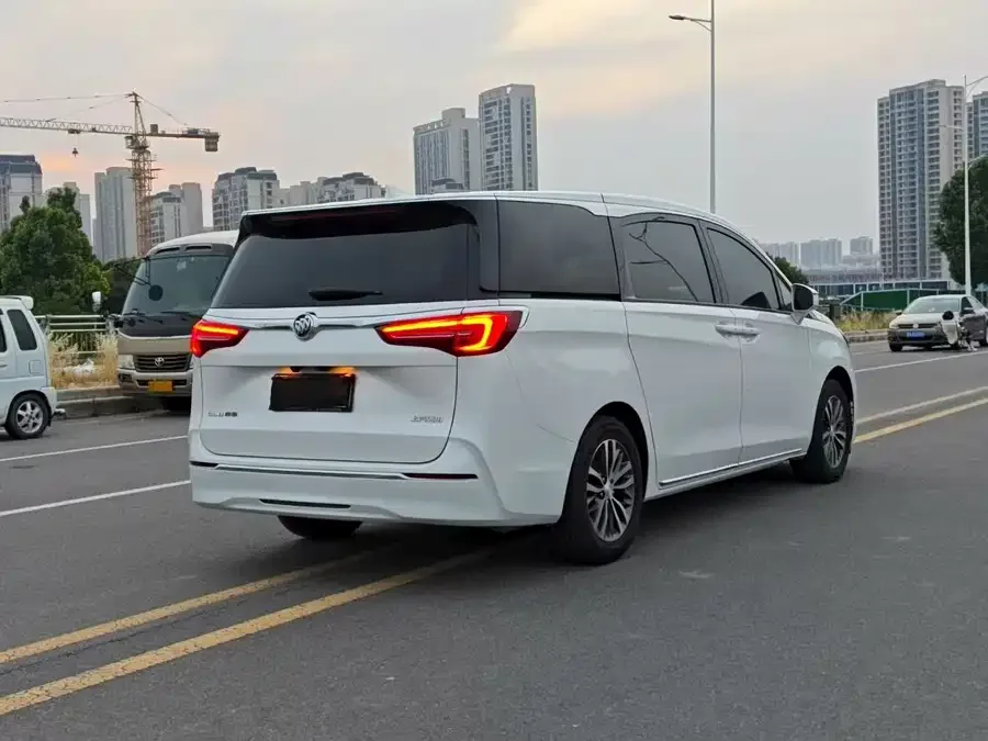 Buick GL8 2023 ES Lu Zun Premium Edition Heyue Edition 2023 — миниатюра 3