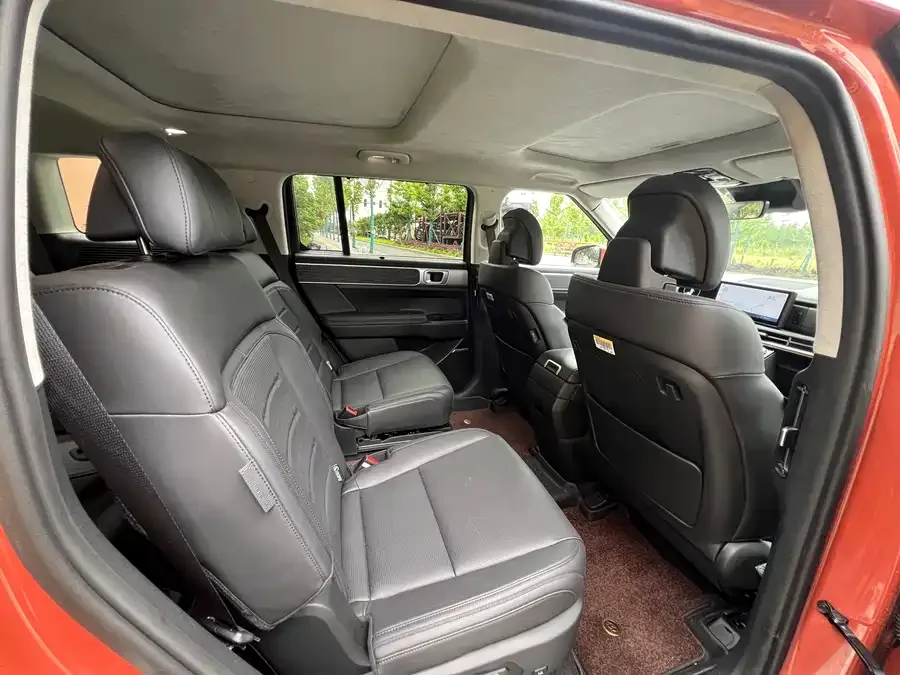 Hyundai SantaFe Santa Fe 2024 2.0T Connoisseur Ultra 2024 — миниатюра 3