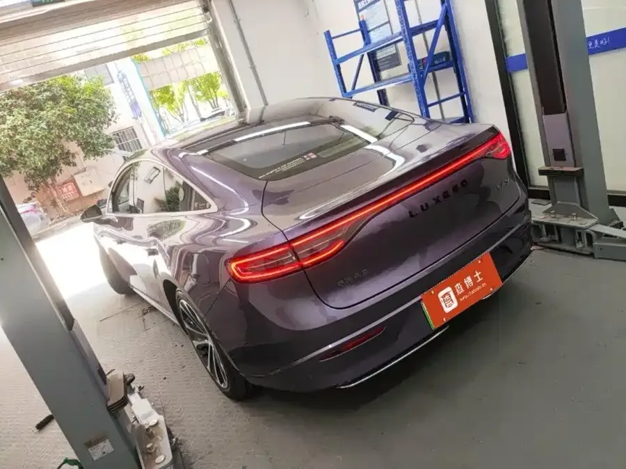 Smart world S7 Zhijie S7 2025 705km Max 2024 — миниатюра 5