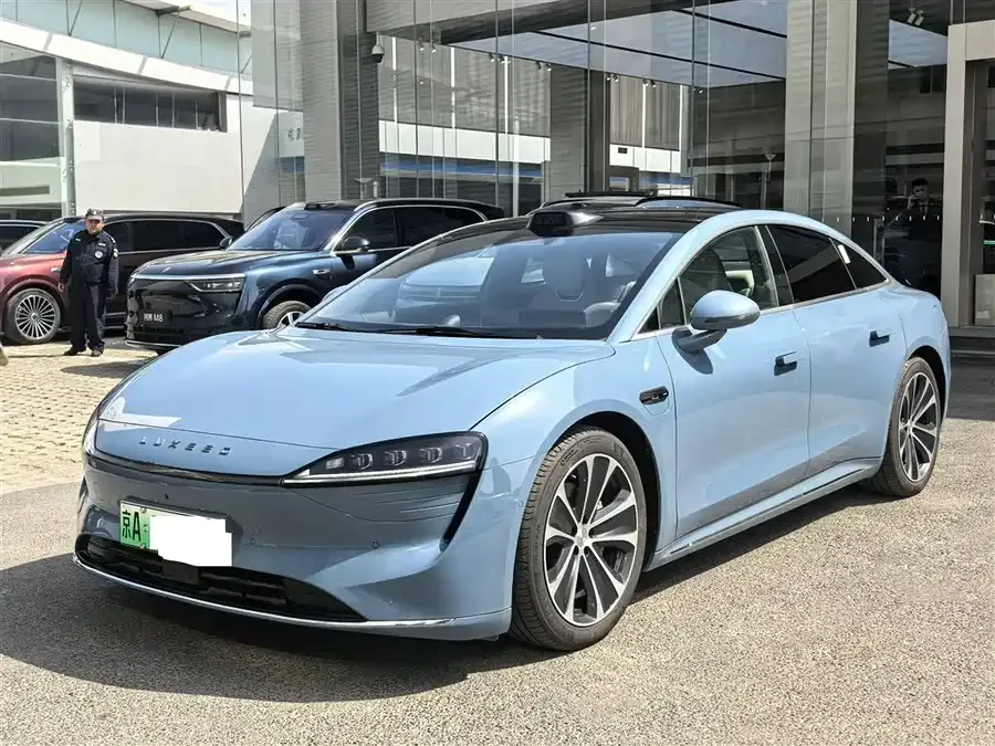 Smart world S7 Zhijie S7 2025 855km Max 2025 — фото 1, купить с доставкой в Москву