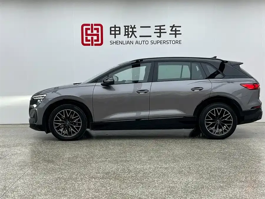 Audi Q5 e-tron 2022 40 e-tron Starry Mecha Suit 2023 — миниатюра 3