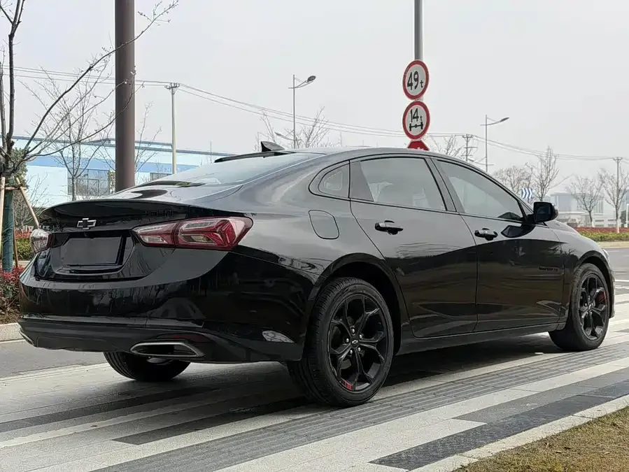 Chevrolet Malibu Xl Malibu XL 2023 Redline 2.0T Redline Edition 2023 — миниатюра 4