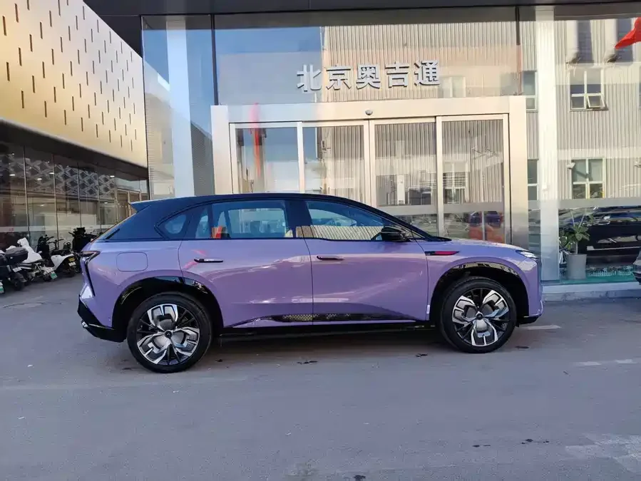 Hongqi Tiangong 08 Hongqi Tiangong 08 2025 680 Ultra 4WD version 2025 — миниатюра 3