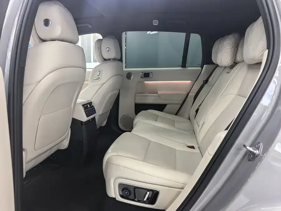 Li Xiang L7 Ideal L7 2025 Max Smart Renewal Edition 2025 — миниатюра 4