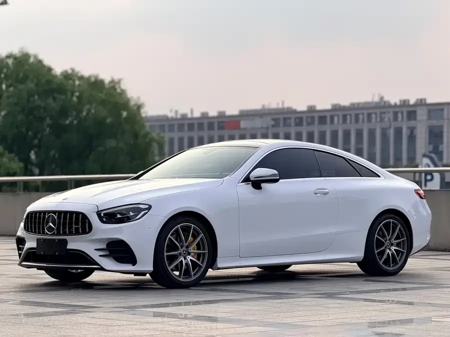 Mercedes-Benz E-Class 2023