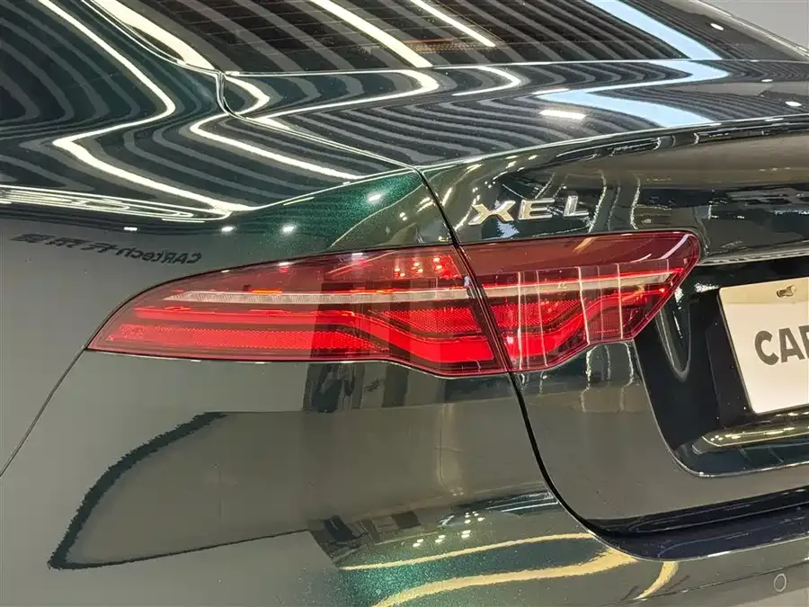 Jaguar XEL 2023 2.0T 250PS R-DYNAMIC S aggressive sports version 2023 — миниатюра 3