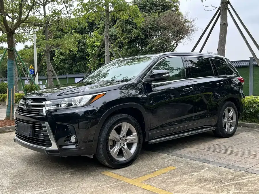 Toyota Highlander 2022