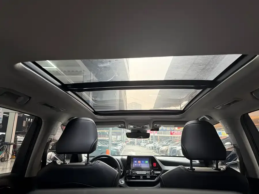 Toyota Highlander Highlander 2022 380T 4WD Luxury Edition 7 Seaters 2023 — миниатюра 5