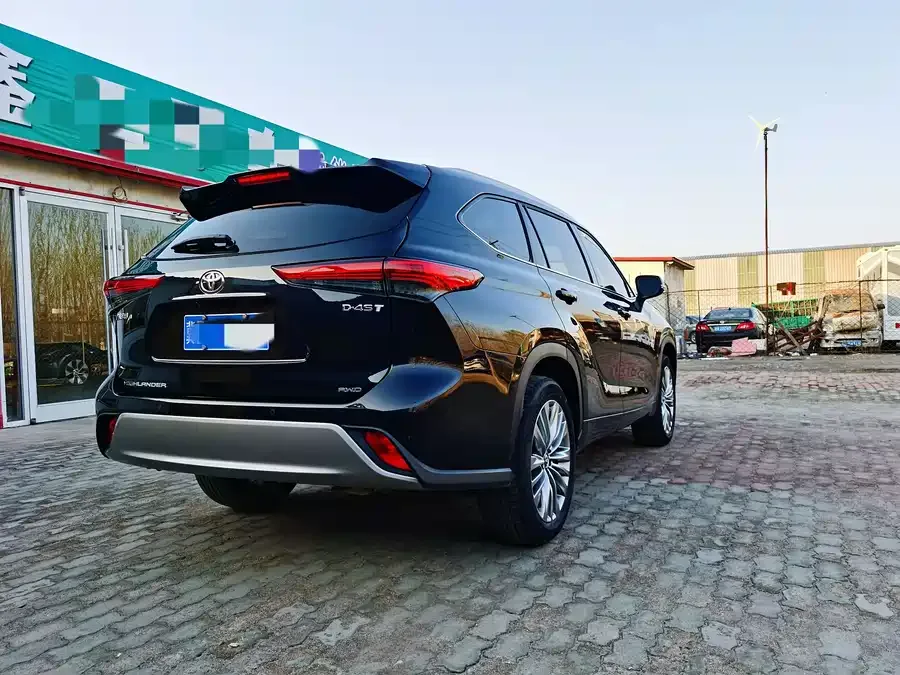 Toyota Highlander Highlander 2022 380T 4WD Premium Edition 7 Seaters 2024 — миниатюра 5