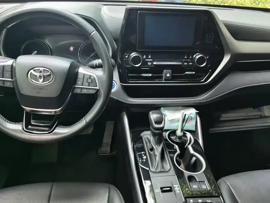 Toyota Highlander Highlander 2022 Dual Engine 2.5L 4WD Luxury Edition 7 Seaters 2022 — миниатюра 4