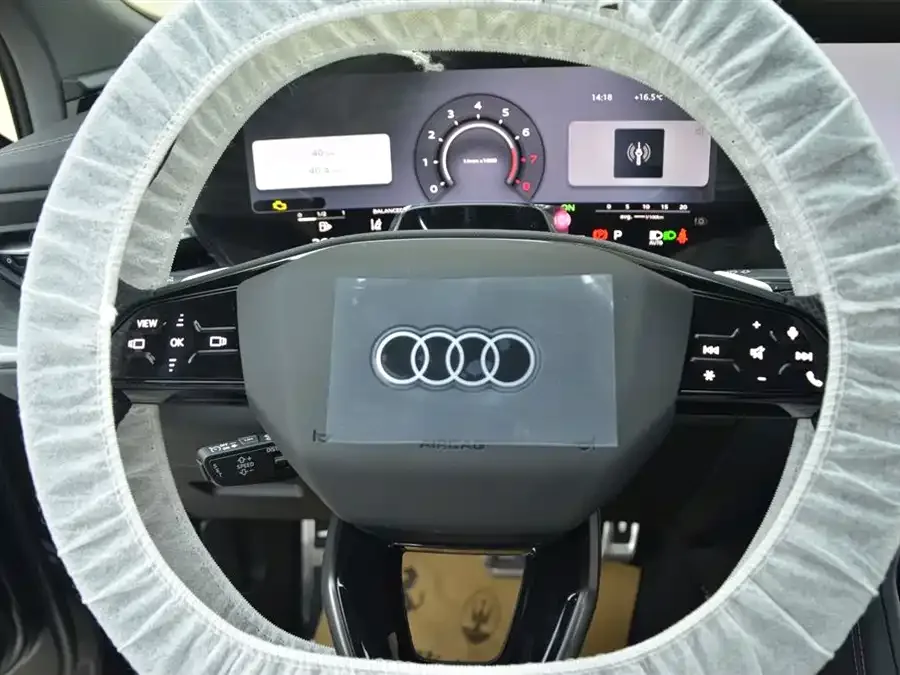 Audi Q5L 2026 2.0T Hybrid Luxury 2026 — миниатюра 3