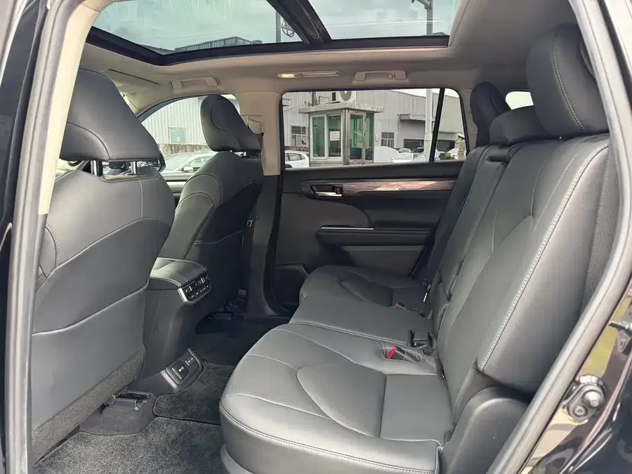 Toyota Highlander Highlander 2023 2.5L Intelligent Electric Hybrid Dual Engine 4WD Supreme Edition 7 Seaters 2023 — миниатюра 2