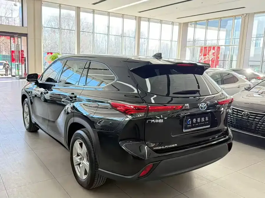 Toyota Highlander Highlander 2023 2.5L Intelligent Electric Hybrid Dual Engine 2WD Elite Edition 5 Seaters 2024 — миниатюра 2