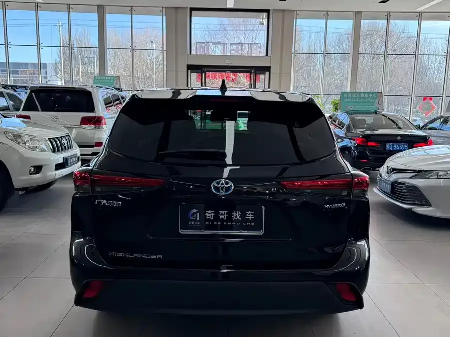 Toyota Highlander Highlander 2023 2.5L Intelligent Electric Hybrid Dual Engine 2WD Elite Edition 5 Seaters 2024 — миниатюра 4