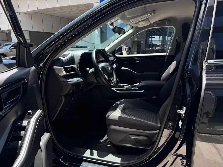Toyota Highlander Highlander 2022 Dual Engine 2.5L 4WD Elite Edition 7 Seaters 2023 — миниатюра 4