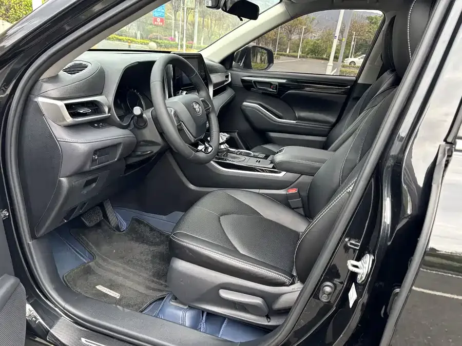 Toyota Highlander Highlander 2022 Dual Engine 2.5L 4WD Elite Edition 7 Seaters 2023 — миниатюра 3