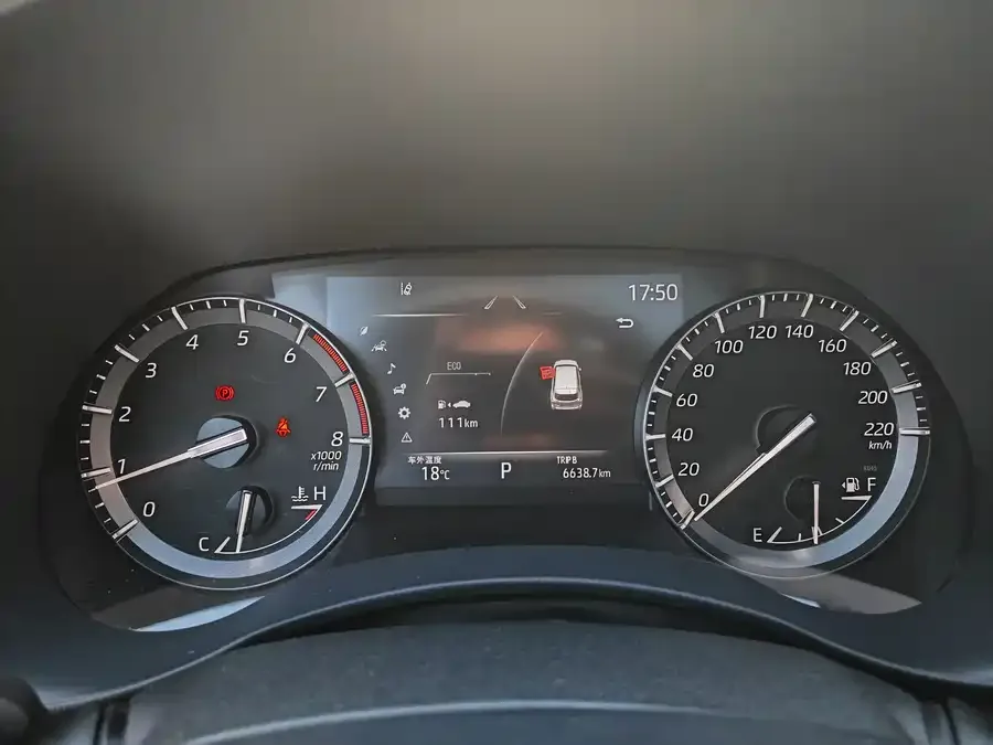 Toyota Highlander Highlander 2022 380T 4WD Premium Edition 7 Seaters 2022 — миниатюра 2