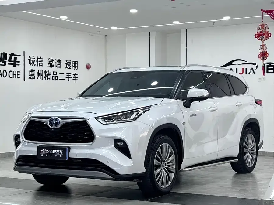 Toyota Highlander Highlander 2022 Dual Engine 2.5L 4WD Premium Edition 7 Seaters 2022 — фото 1, купить с доставкой в Москву