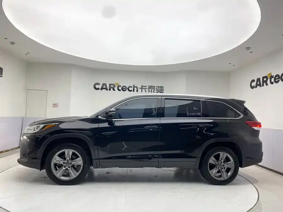 Toyota Highlander Highlander 2021 2.0T 4WD Luxury Edition 7 Seaters 2022 — миниатюра 3