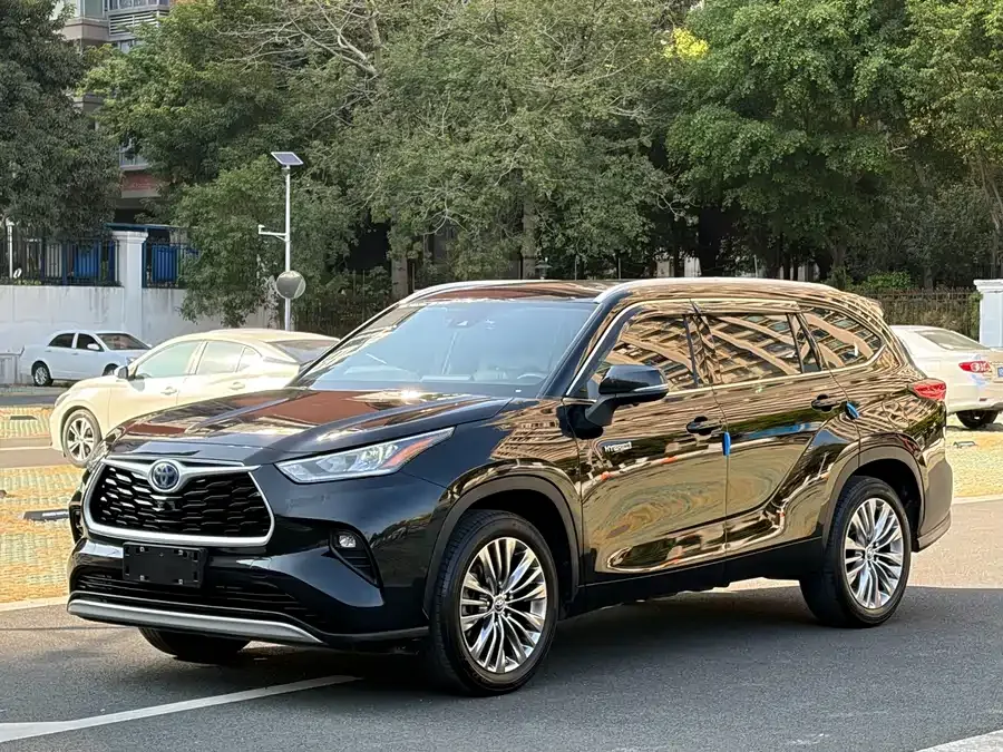 Toyota Highlander 2023