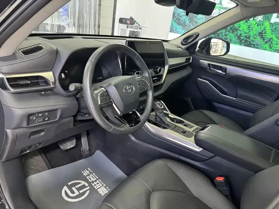 Toyota Highlander Highlander 2022 Dual Engine 2.5L 4WD Supreme Edition 7 Seaters 2023 — миниатюра 3